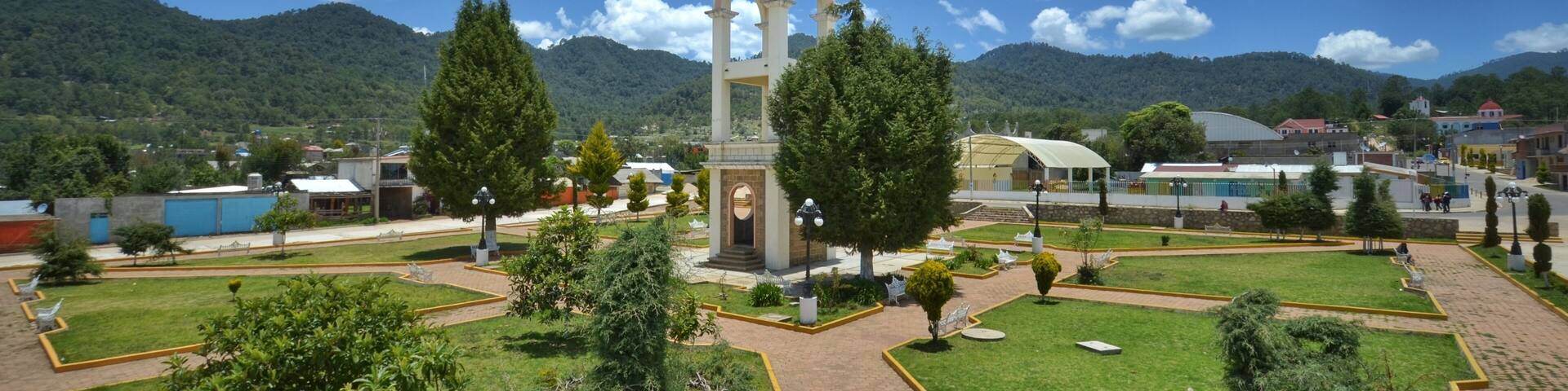 zocalo, guadalupe victoria mixteca oaxaca