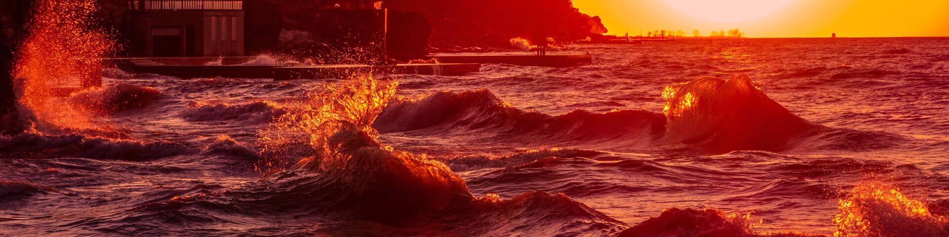 Avon Lake Sunset Backwash