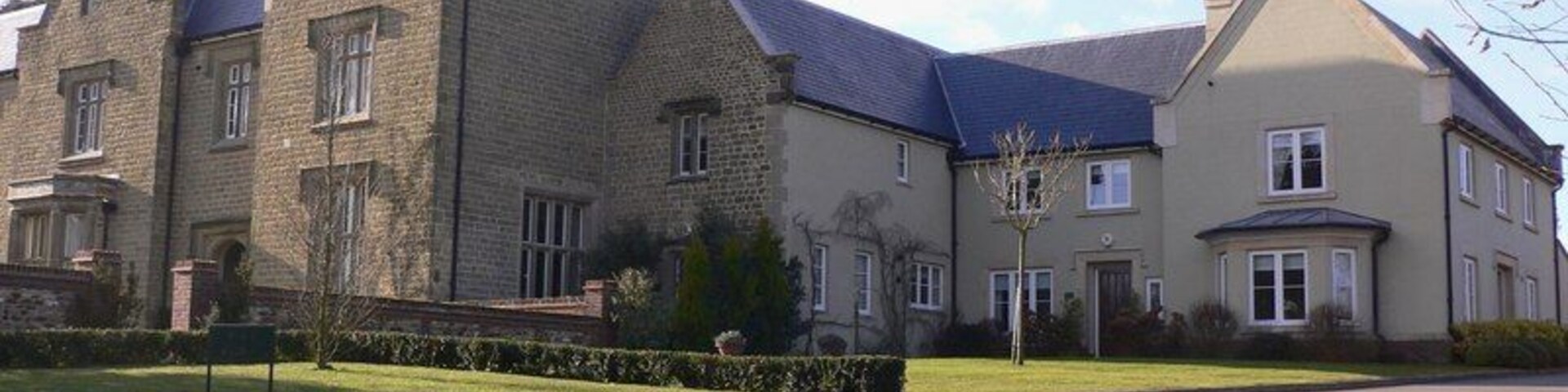 Ludshott Manor from the drive