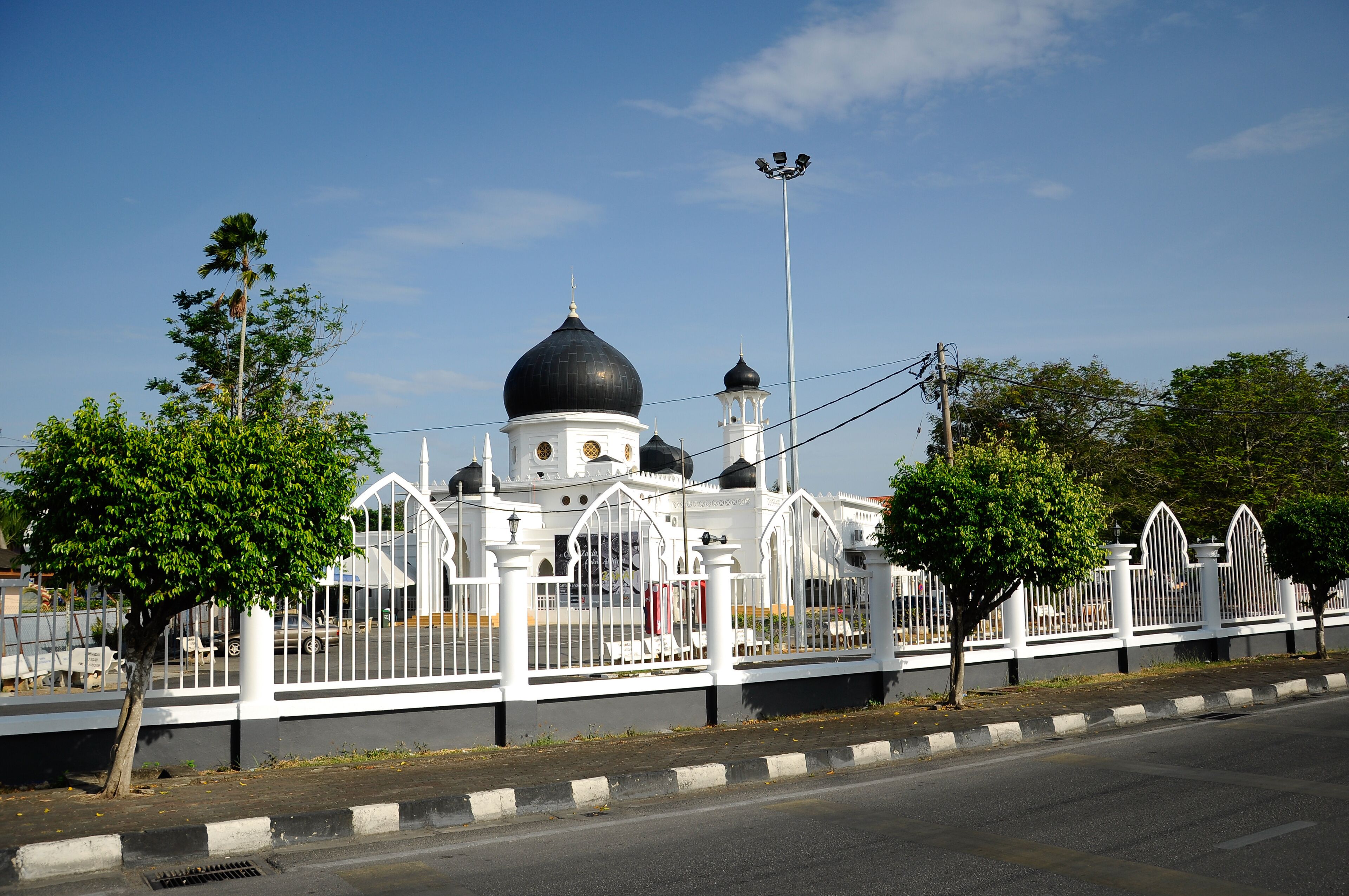 Alwi Mosque in Kangar view from the main road