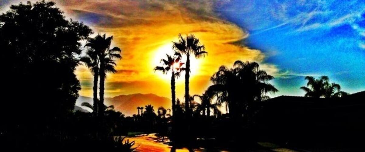 Desert sunset on my street.