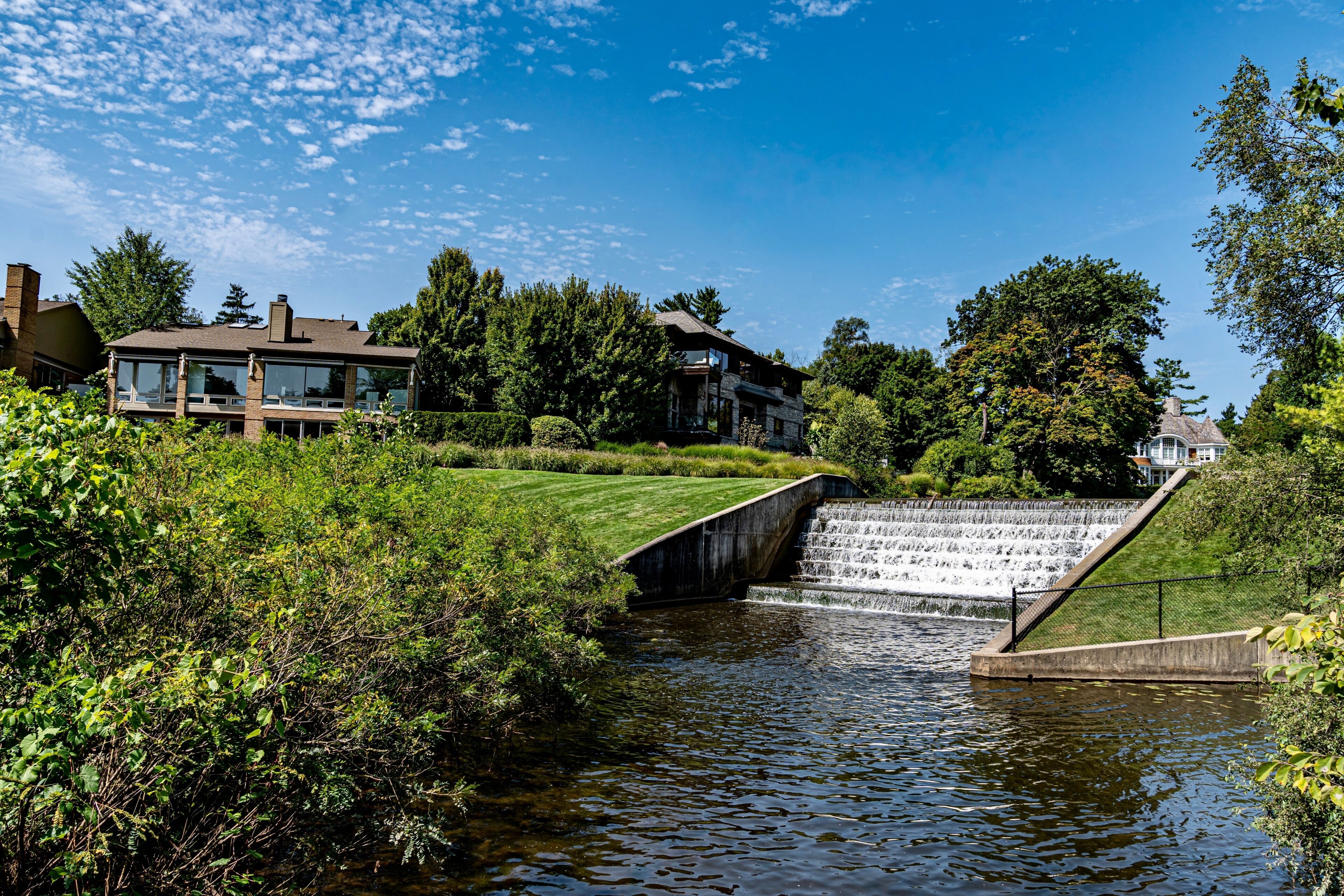 Quarton Lake Park and the Rouge River on a Summer day