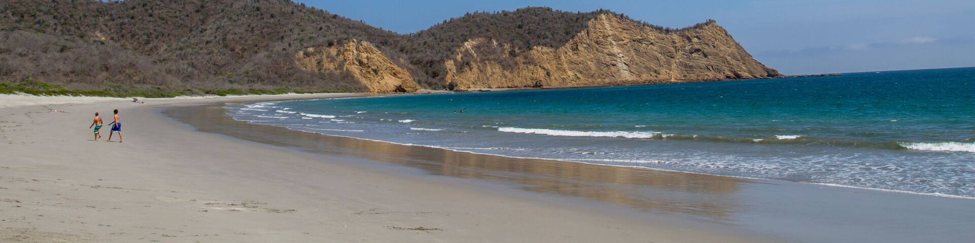 Panorámica de la playa de los Frailes en ManabÃ