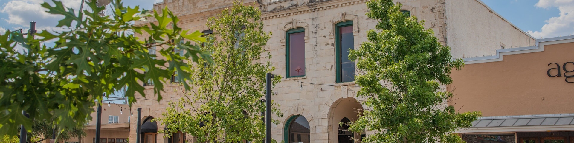 Round Rock which includes a small town or village and heritage elements