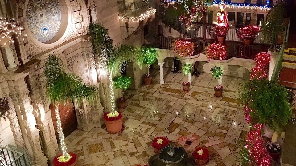 This is the hotel I think of when I hear the Eagles' Hotel California. It's a maze of interesting stairways and courtyards. They really go all out for Christmas. It's beautiful!