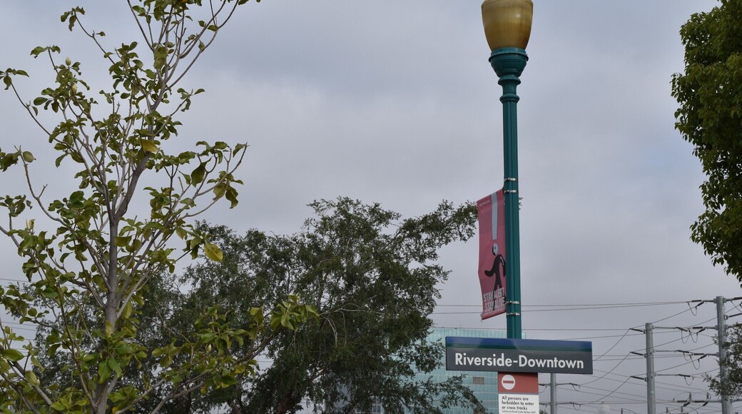Getting ready to take the metrolink to Union Station.
