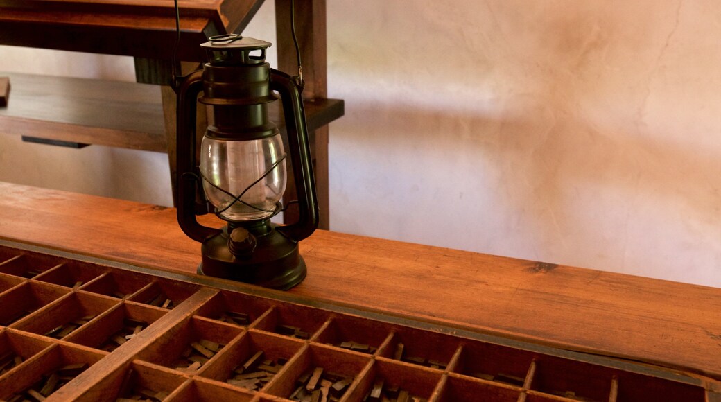 Russell showing interior views