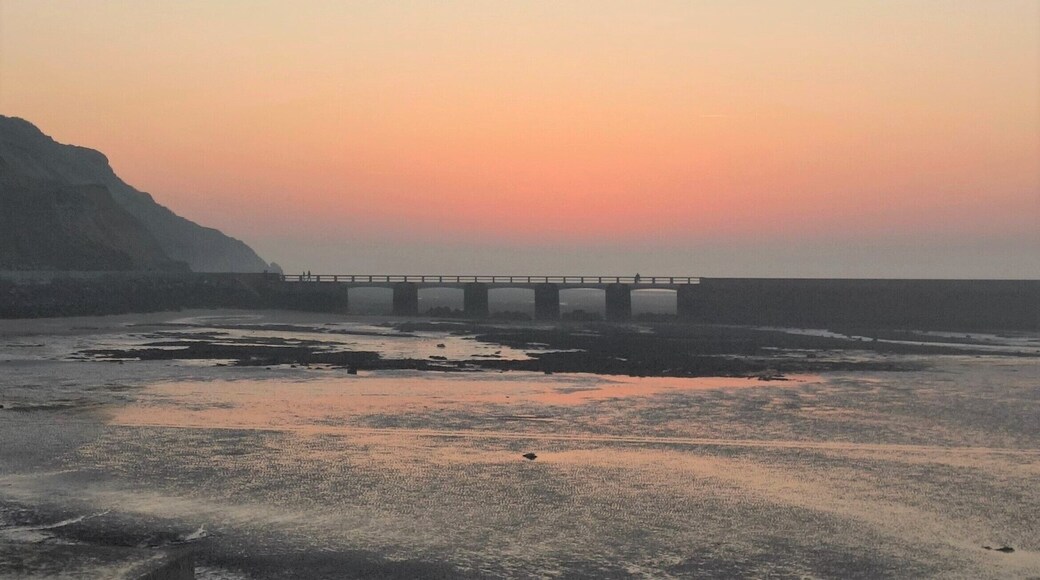 Port-en-Bessin is a is a small fishing port near the American war cemetery (Omaha Beach) #Sunsets #Trovember