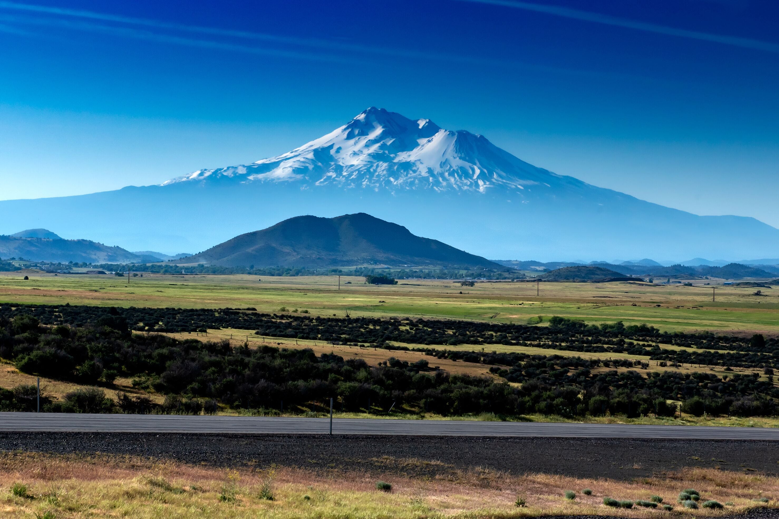 Mount Shasta from Yreka vista point along highway I-5 with snow on top