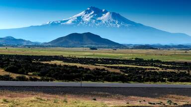 Mount Shasta from Yreka vista point along highway I-5 with snow on top