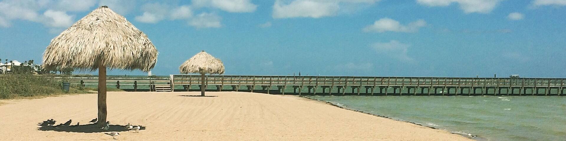 I tell ya, South Texas isn't exactly known for their beaches. However, Rockport Beach is quite lovely, with a long sandbar and not overly crowded. Nice place for a peaceful getaway!