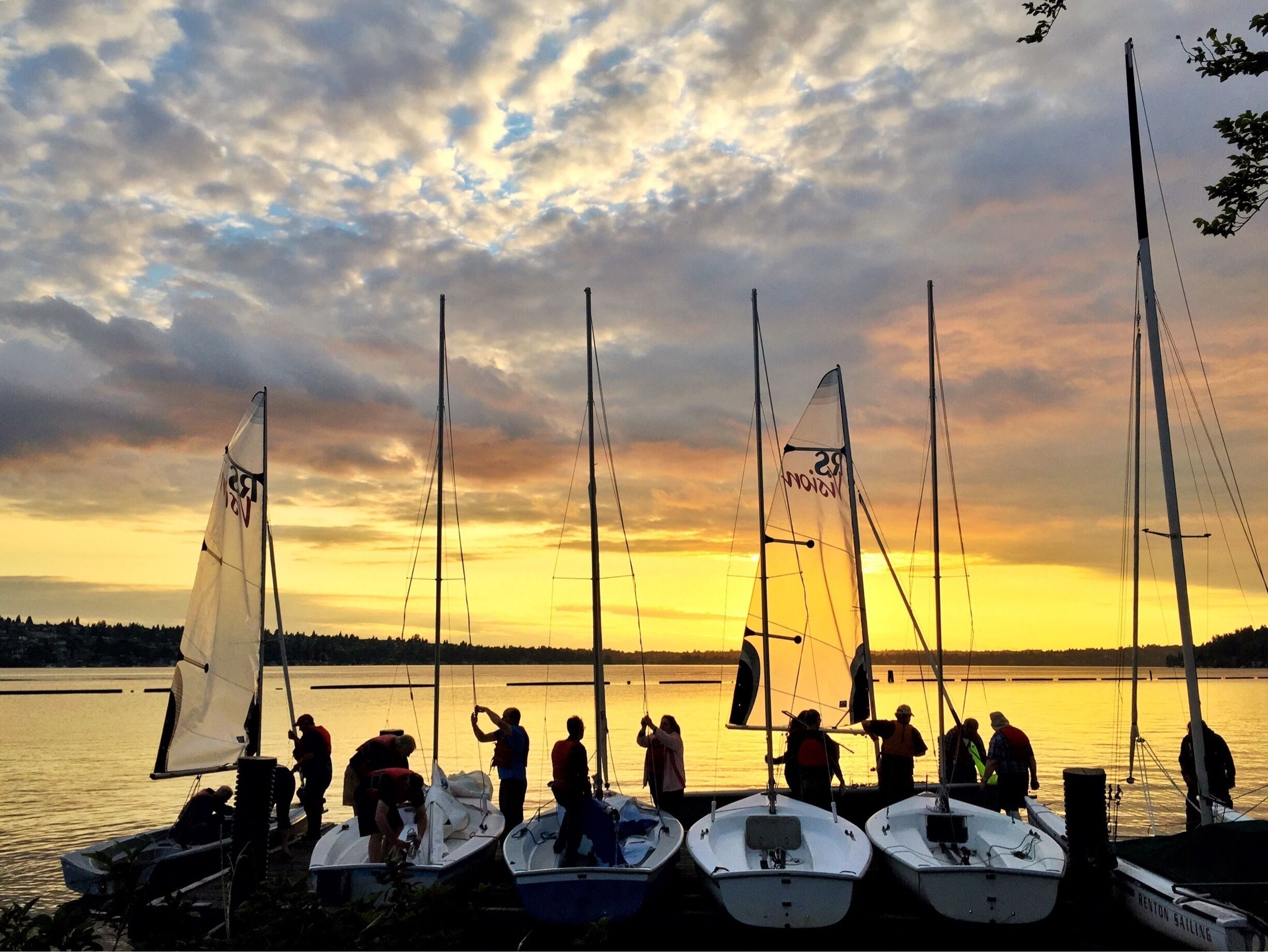 Renton Rowing Club  #goldenhour 