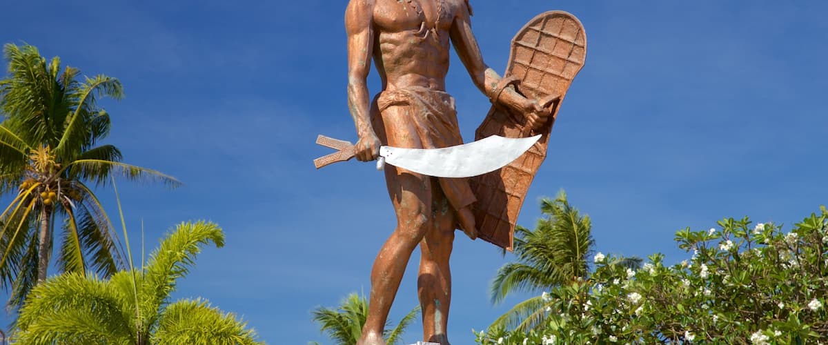 Lapu Lapu featuring a statue or sculpture