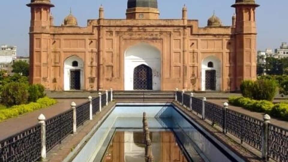 Lalbagh Fort (Bengali: লালবাগ দূর্গ) (also known as "Fort Aurangabad") is an incomplete Mughal palace fortress at the Buriganga River in the southwestern part of Dhaka, Bangladesh. Construction was commenced in 1678 by Prince Muhammad Azam during his 15-month long vice-royalty of Bengal, but before the work could complete, he was recalled by Aurangzeb. His successor, Shaista Khan, did not complete the work, though he stayed in Dhaka up to 1688. His daughter Iran Dukht nicknamed Pari Bibi (Fairy Lady) died here in 1684 and this led him to consider the fort to be ominous.
Lalbagh Fort is also the witness of the revolt of the native soldiers against the British during the Great Rebellion of 1857. As in the Red Fort in India, they were defeated by the force led by the East India Company. They and the soldiers who fled from Meerat were hanged to death at the Victoria Park. In 1858 the declaration of Queen Victoria of taking over the administrative control of India from the Company was read out at the Victoria park, latter renamed Bahadur Shah Park after the name of the last Mughal Emperor who led that greatest rebellion against then British empire.