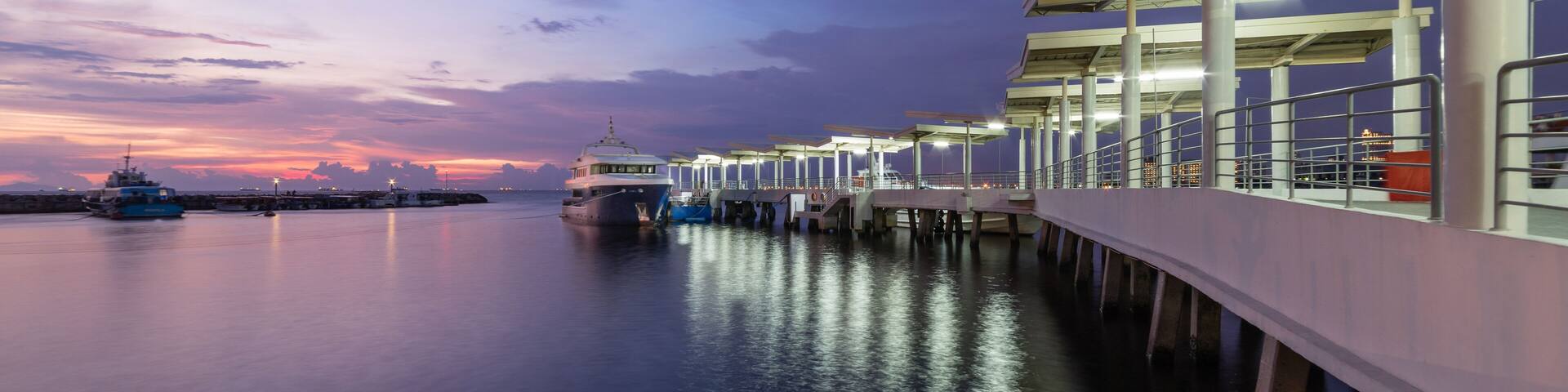 Water terminal in Manila bay