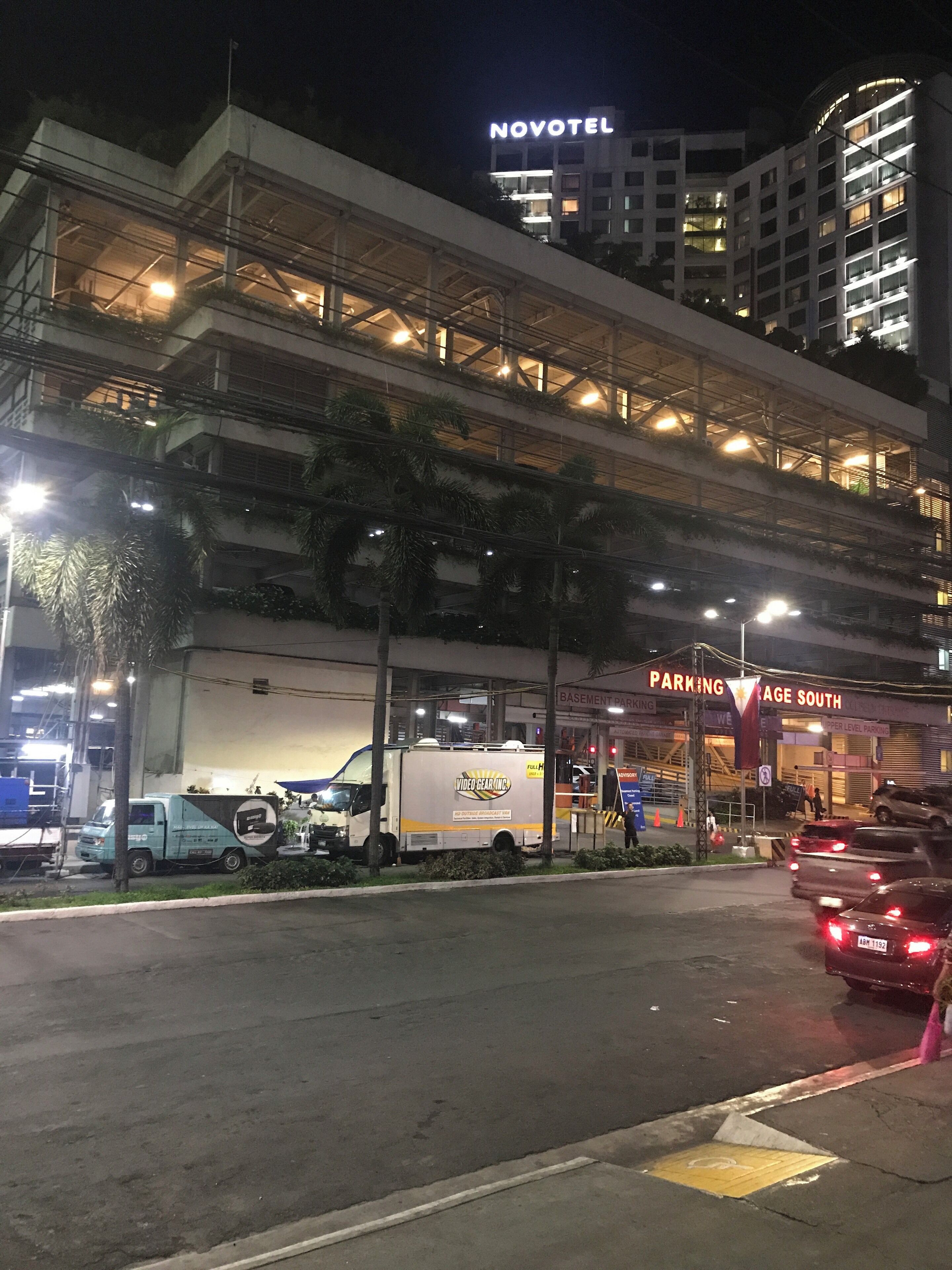 Multi level parking for Araneta Coliseum. Flat rate (P50) during World Slashers