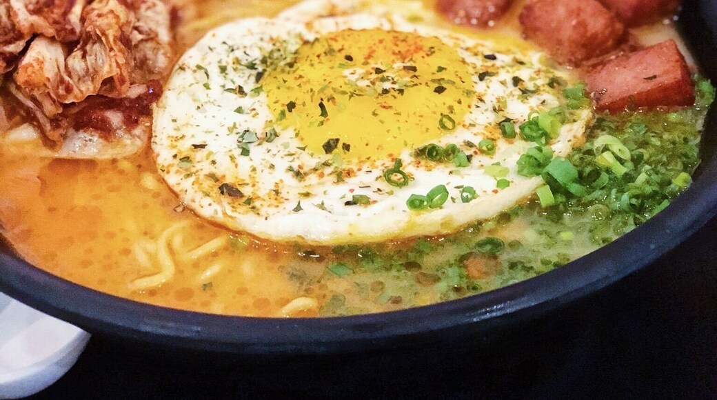 Ramen + Spam, egg, and kimchi! Safe to say Spam always makes everything taste so yum! #TroverFoodies