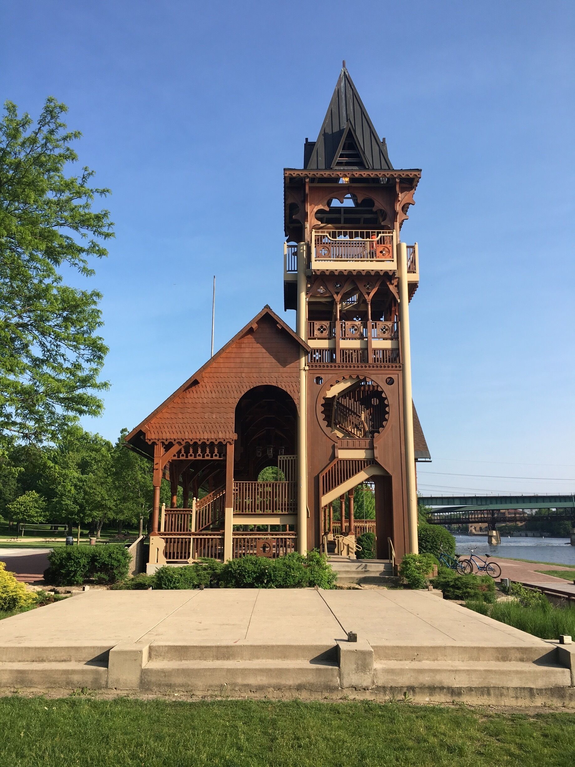 #saintcharles #picnicpark #gazebo #outdoorpark