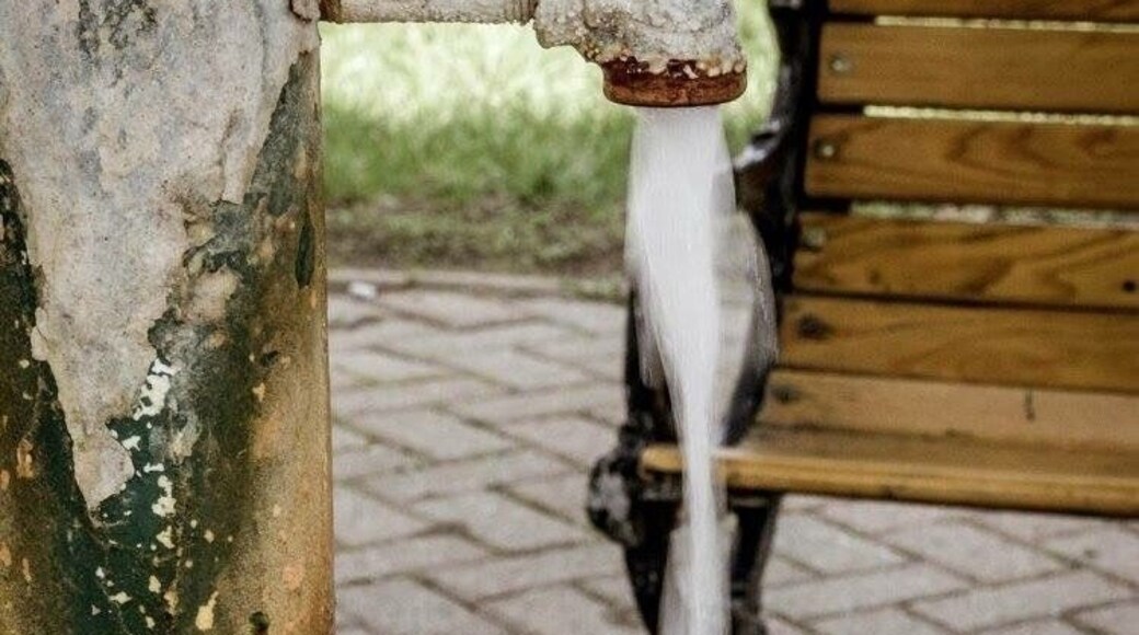 Kinda cool..but the spring fed water doesn't taste so good...tip: get a cup to carry with you from the visitor center