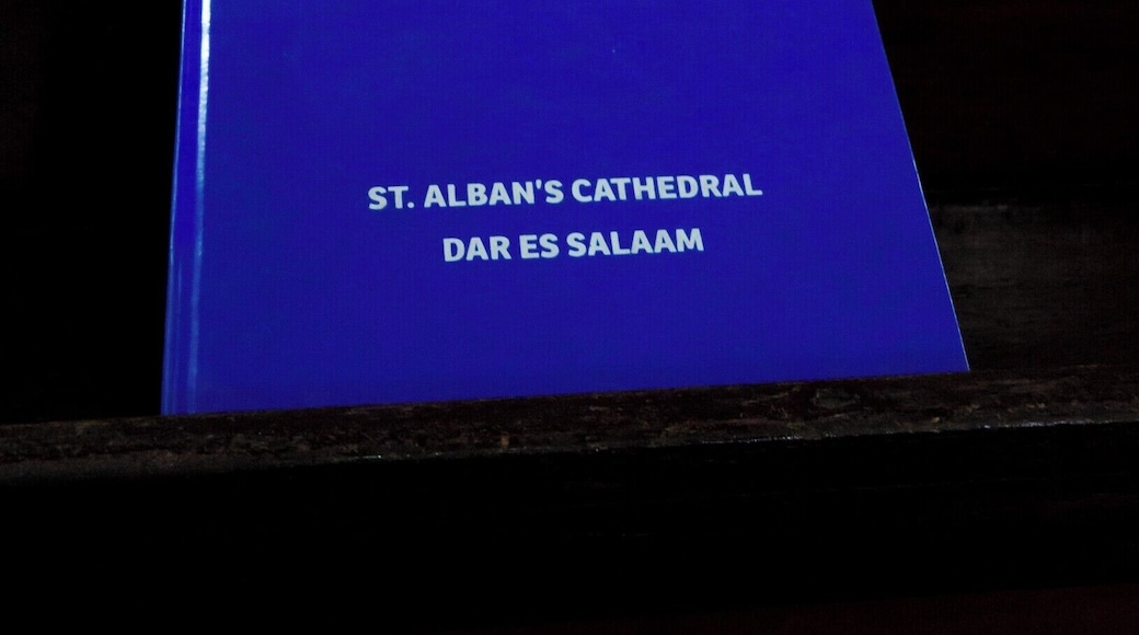 Visiting St. Alban's Anglican Church, Dar es Salaam (Tanzania)
http://bit.ly/1K6sIK2