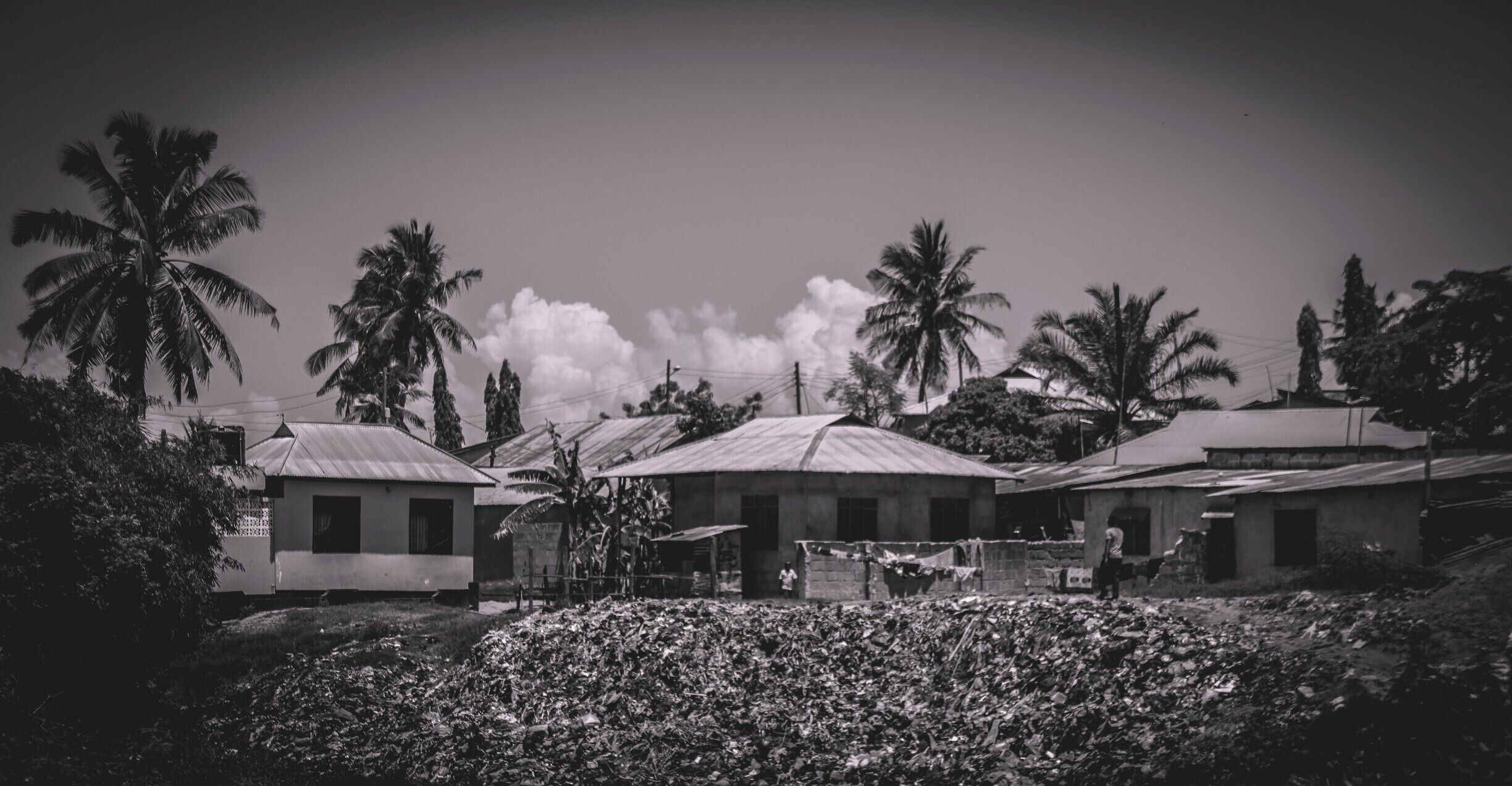One day in the streets of Dar es Salaam, Tanzania. http://bit.ly/1NWGRe3