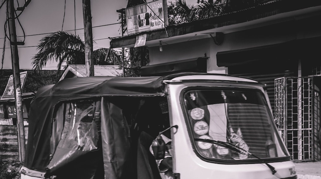 One day in the streets of Dar es Salaam, Tanzania. http://bit.ly/1NWGRe3