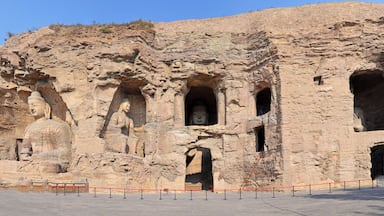 Yungang Grottoes near Datong