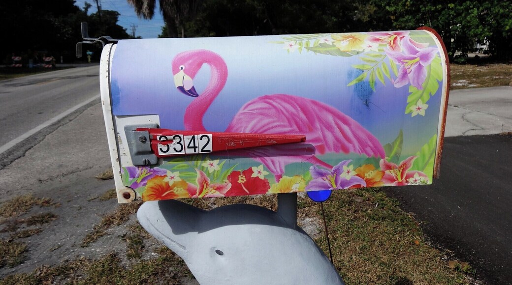 #Sanibel
Letterbox
If you need peace and contact with nature, this is the place.