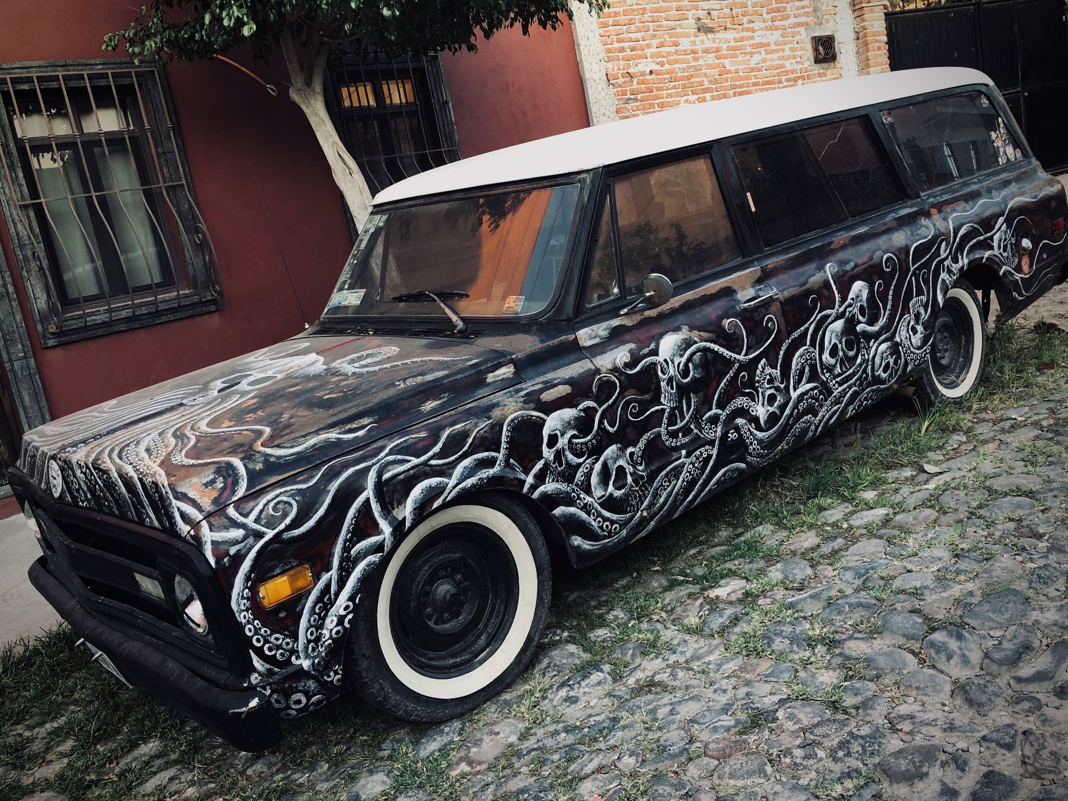 Now that’s a paint job. 