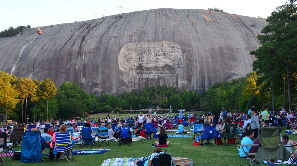 Great place for relaxation and of course the laser show.