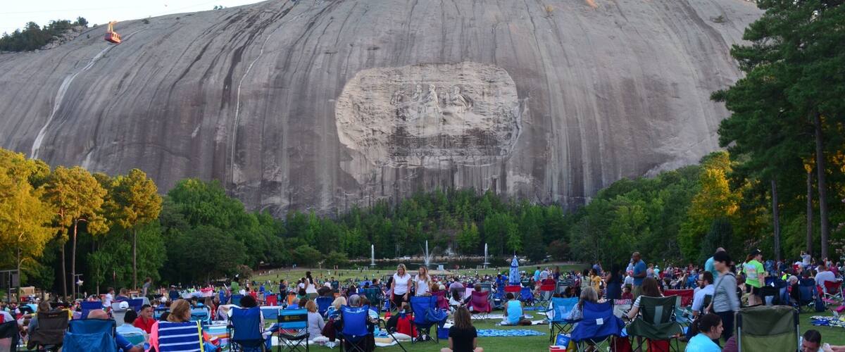 Great place for relaxation and of course the laser show.