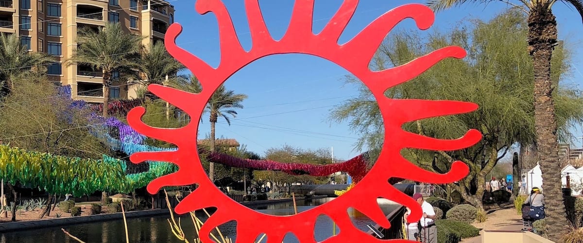 "Look, Look, Look" sculpture by John Randall Nelson.
#LikeALocal