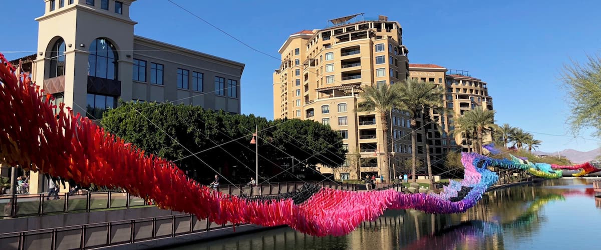 Made from over 50,000 colourful and metallic streamers attached to monofilament. Public exhibit at the waterfront in Scottsdale.
#LikeALocal
