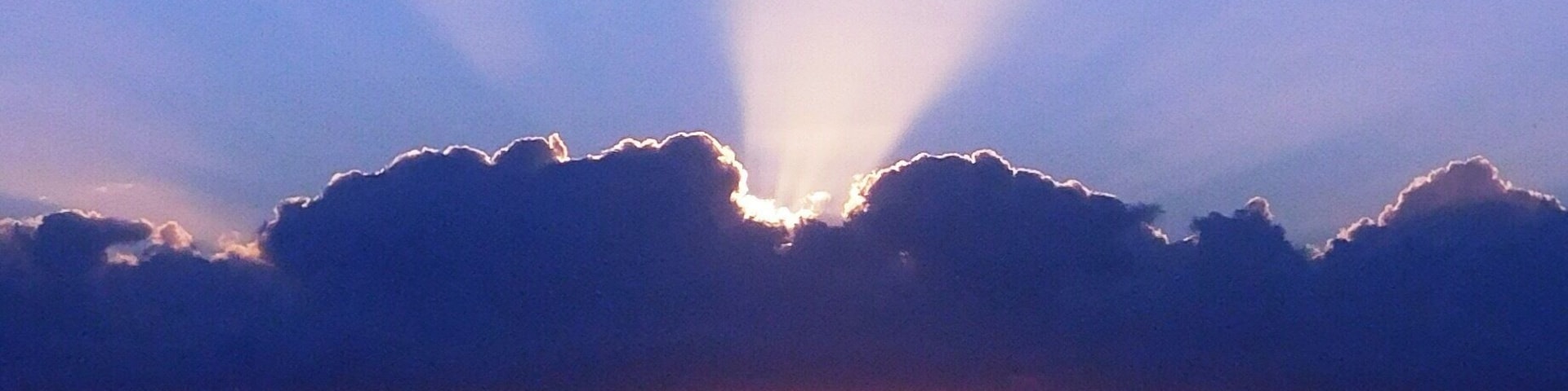 Morning sunrises along Lake Monroe on 17/92 leading into Sanford are great in late summer and early fall. People are already out on the sea wall fishing as I'm headed to work. #EndlessSummer.
