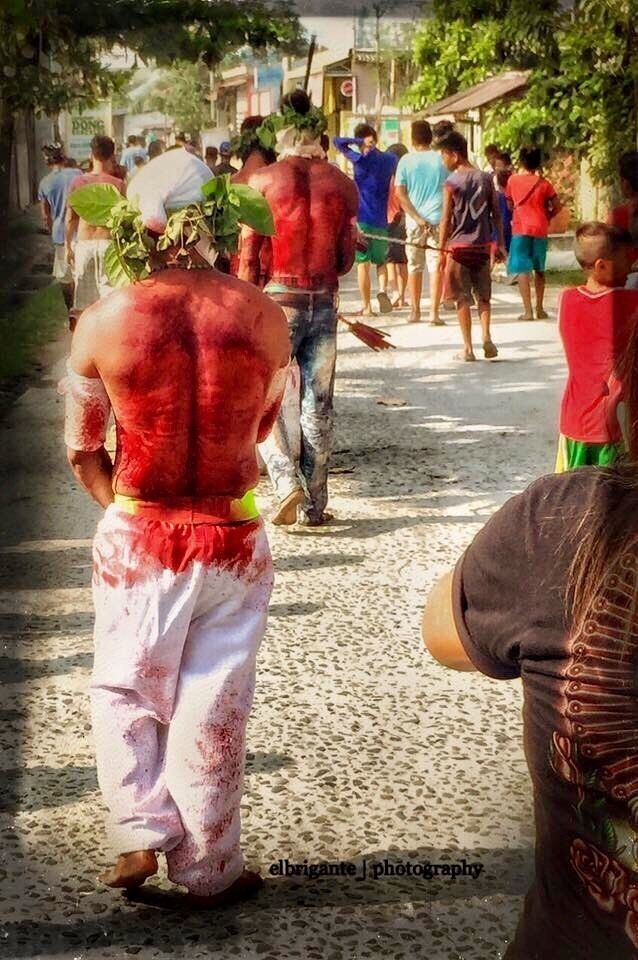 The Cutud Lenten Rites in San Fernando, Pampanga (Philippines). It is known for annual re-enactment of the crucifixion of Jesus. During Holy Week each year thousands of penitents arrive in the area to watch or take part in a pageant commemorating the Passion, Death and Resurrection of Jesus. Some participants choose to have their hands and feet temporarily nailed as a sign of faith... It has been registered and approved by the National Commission for Culture and the Arts as one of the most important Cultural Heritage in Philippines. #Culture #Philculture