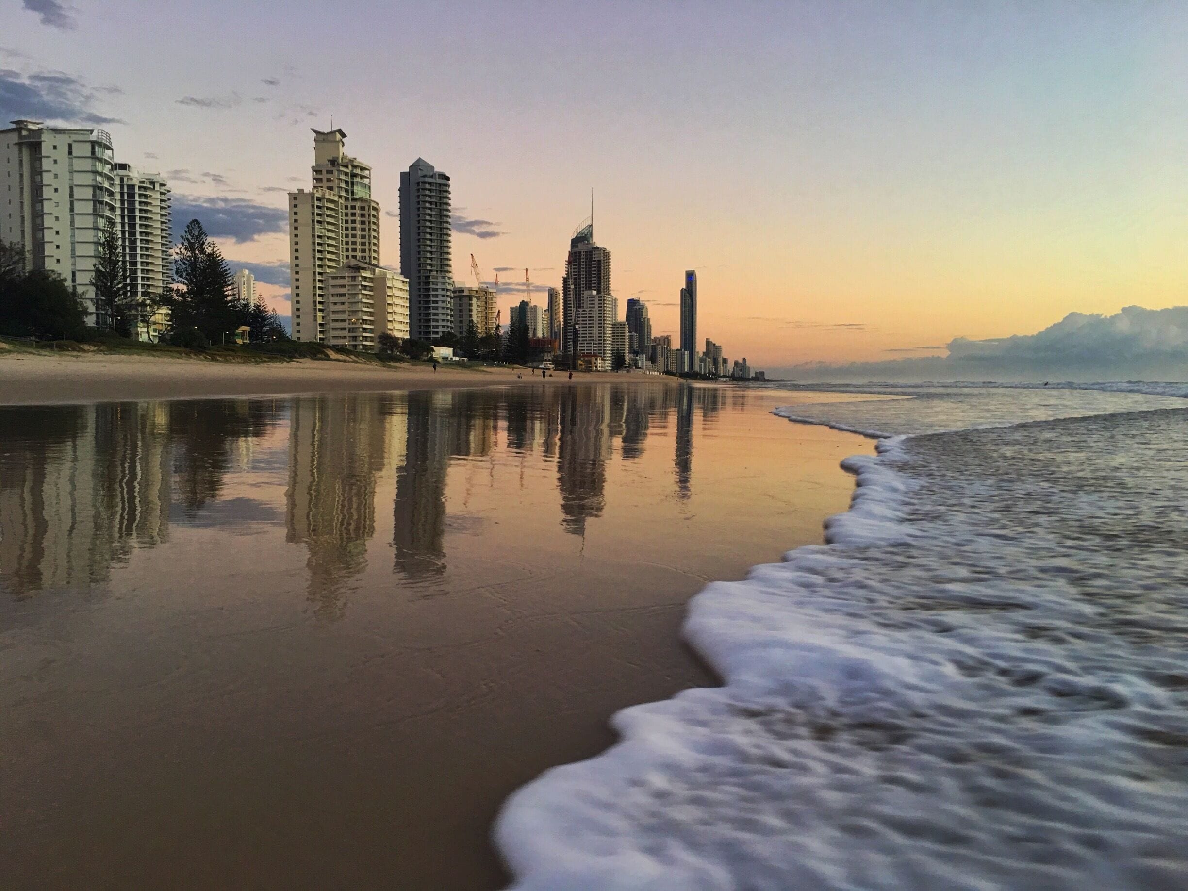 Surfers Paradise not only good for surfers but also for great sunrises. #australia