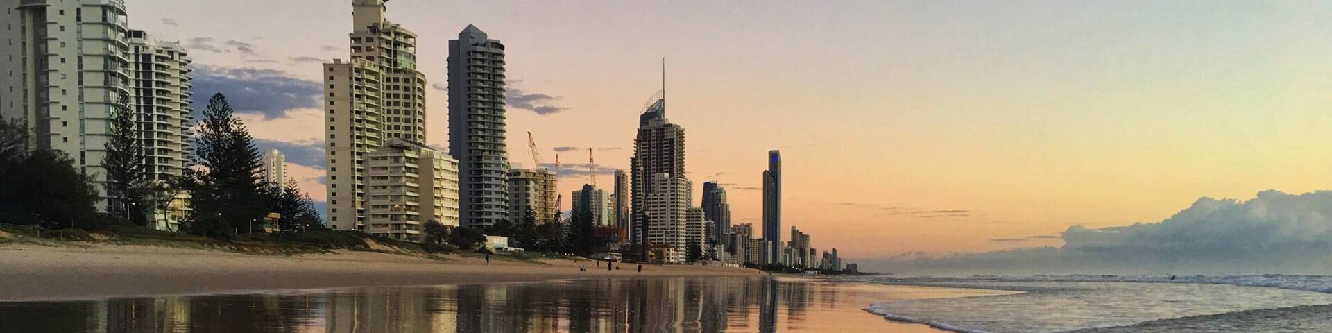 Surfers Paradise not only good for surfers but also for great sunrises. #australia