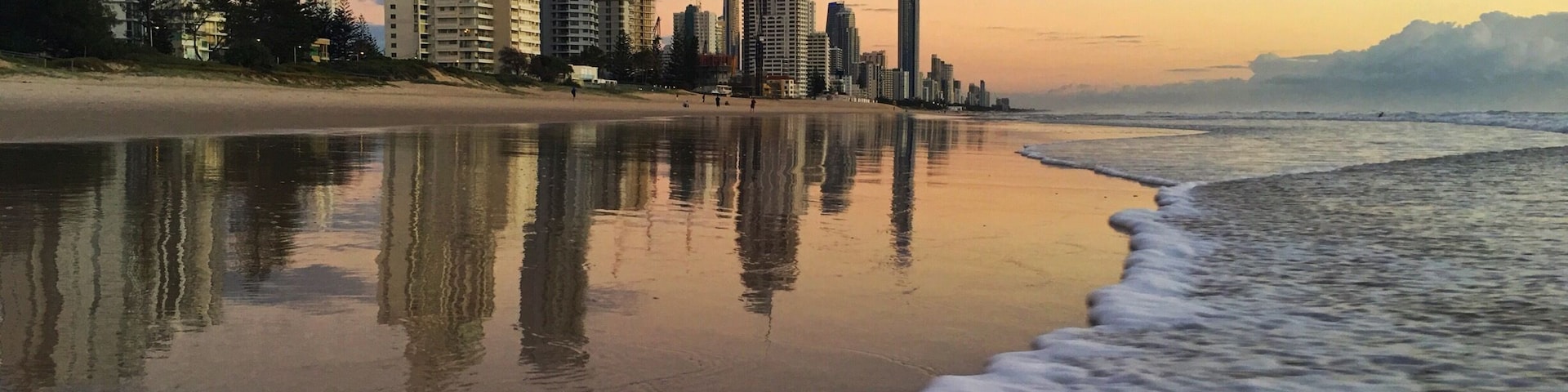 Surfers Paradise not only good for surfers but also for great sunrises. #australia