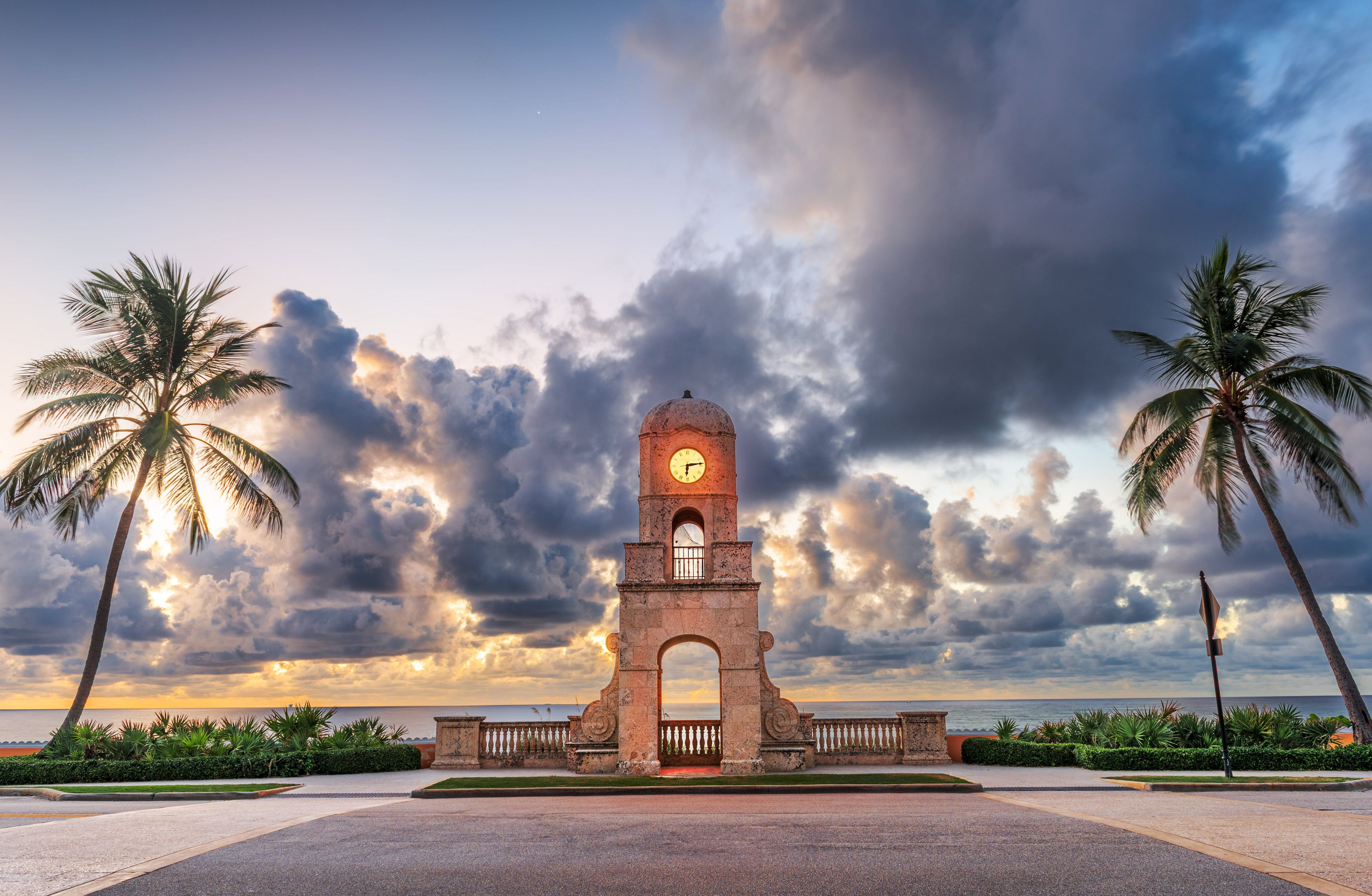 Palm Beach, Florida, USA clock tower on Worth Ave at dawn 403