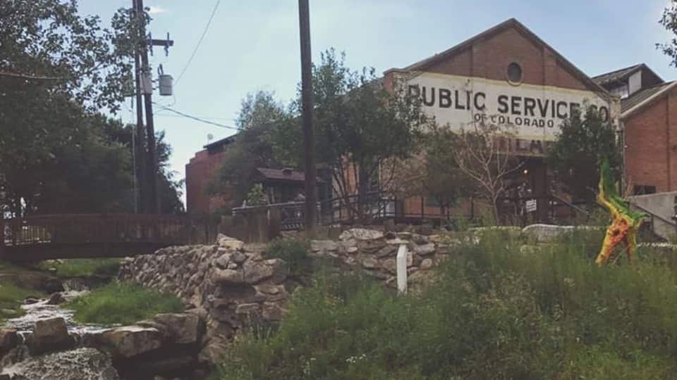 #adaptivereuse in #Salida #colorado #historicpreservation #architecture According to the website about the facility:"The oldest part of the current building dates to 1887 and Salida’s first public lights were illuminated on December 7, 1887... The power plant was extended between 1909 & 1914 & again between 1929 & 1945... it was acquired by Public Service Company of Colorado in 1924. The Salida steam plant was operated only intermittently starting around 1931, reactivated in 1948, placed on standby in 1958, and retired in 1963, after which the structure was used for storage... until 1989 when the plant was converted into a theater." - salidasteamplant.com