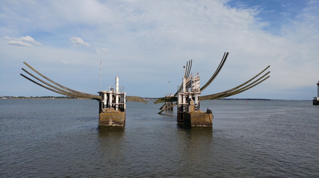Monument commemorating the abolition of slavery