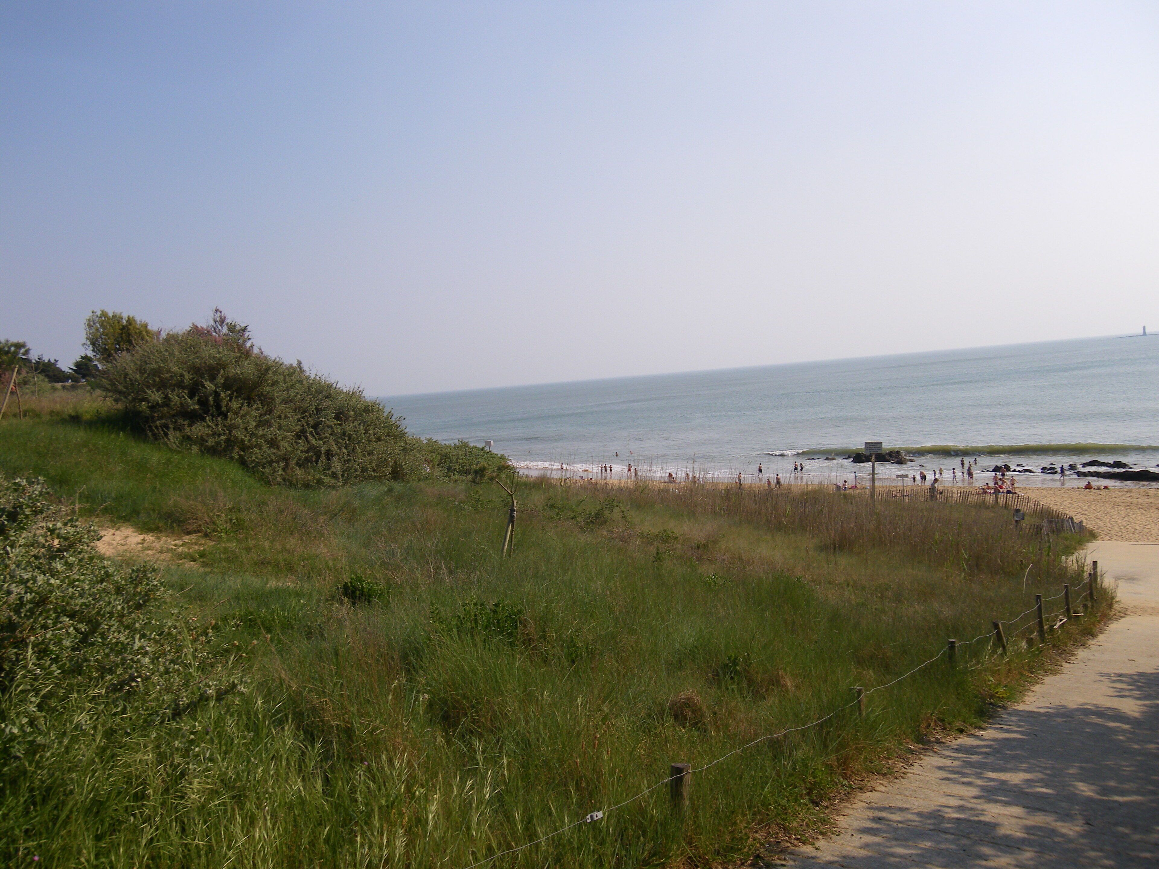 plage des jaunais a st marc sur mer
