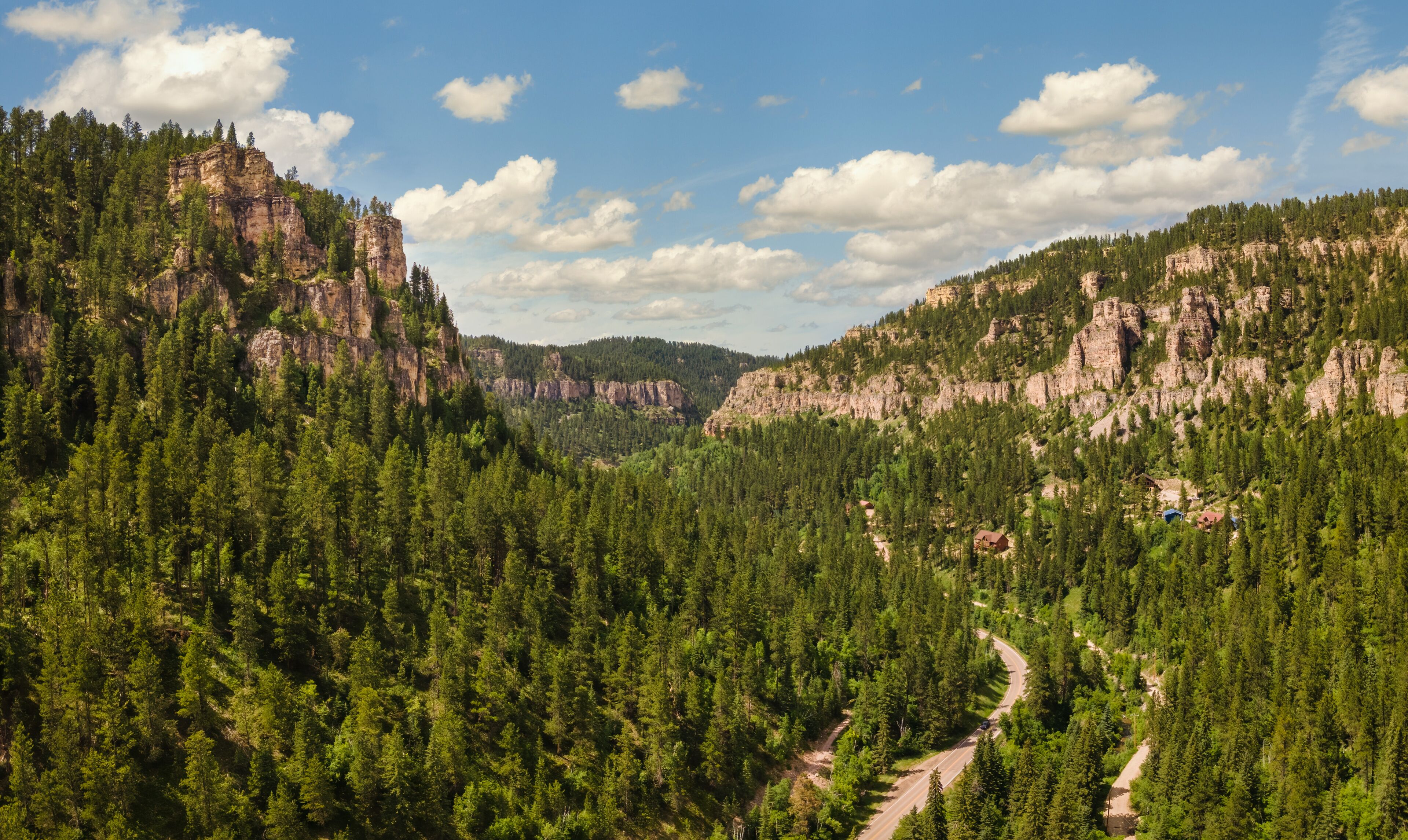 Spearfish Canyon Scenic Byway,  South Dakota Black Hills