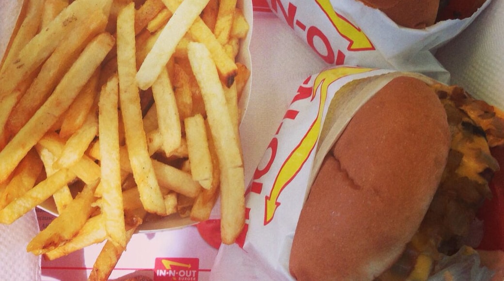 Every California native that now lives somewhere else knows exactly what the first stop needs to be when coming home for a visit: In-N-Out! Cheap, simple, and delicious. If you've never been, read up on the secret menu before you go. Get everything animal style—your burger, your fries, EVERYTHING. If you're vegetarian, you can get a grilled cheese animal style as well. Best burger in America! #burgerlove