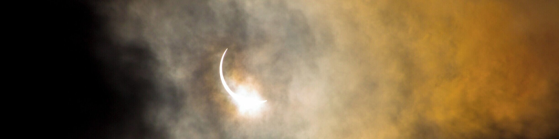 A cloudy 2017's eclipse view in the path of totality.