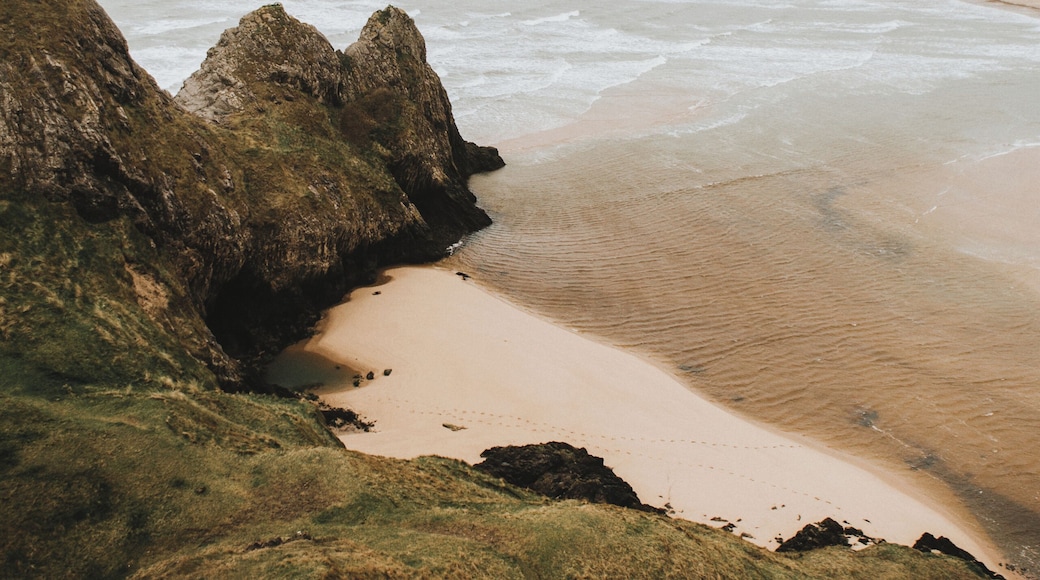 Three Cliff Bay, United Kingdom