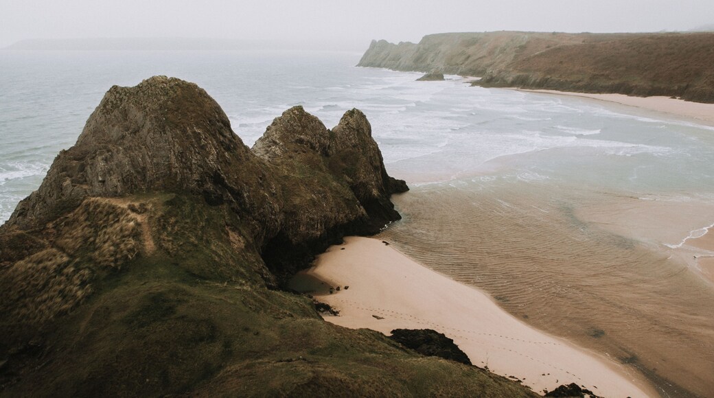 Three Cliff Bay, United Kingdom