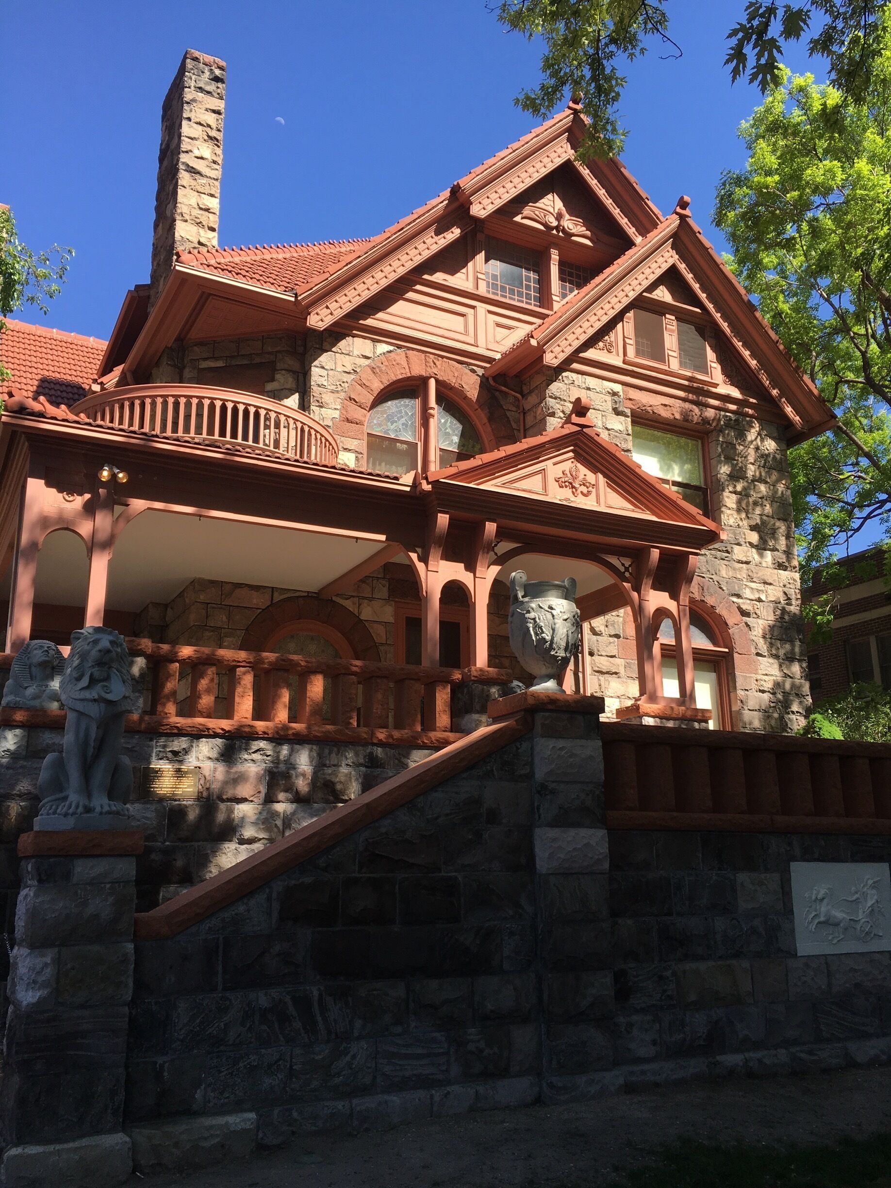 The Unsinkable Molly Brown's home in Denver - awesome tours provided throughout the day (no photos allowed inside) to learn about society life in Denver and about the lady herself made famous by the movie "Titanic"