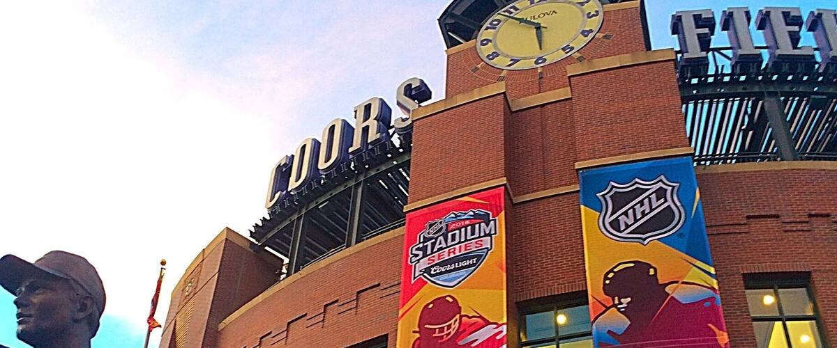 Stadium series, Downtown Denver 🏒
#hockey #stadiumseries #denver #colorado