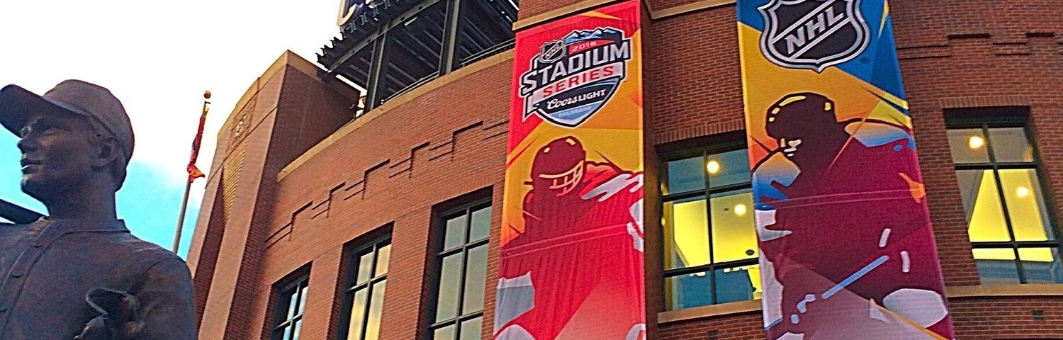 Stadium series, Downtown Denver 🏒
#hockey #stadiumseries #denver #colorado